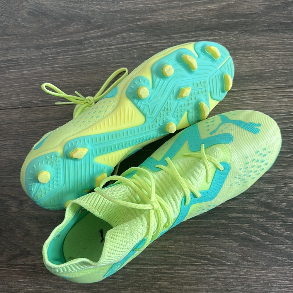 PUMA Future Pro FG Soccer Cleats size 6 - Picture 2 of 4